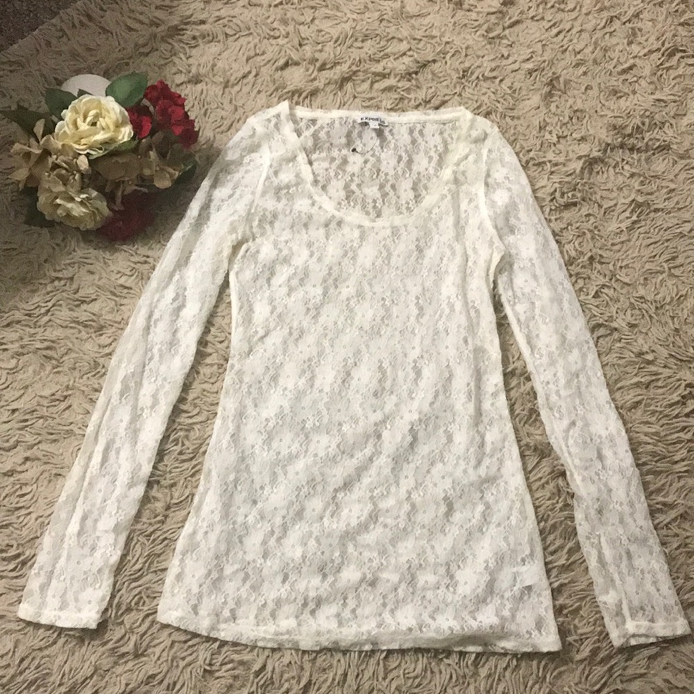 🧡Express Long Sleeve Lace Shirt Scoop Neckline🧡